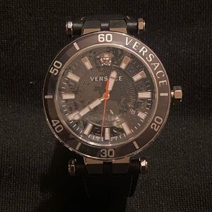 Authentic New Versace Watch (Mens)